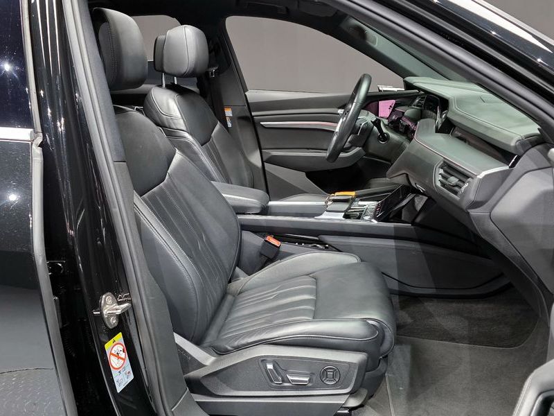 2022 Audi e-tron 55 Quattro Sportback photo 11