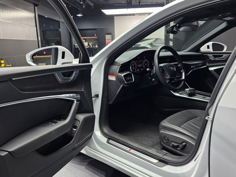 2023 Audi A6 45 TFSI Premium photo 10
