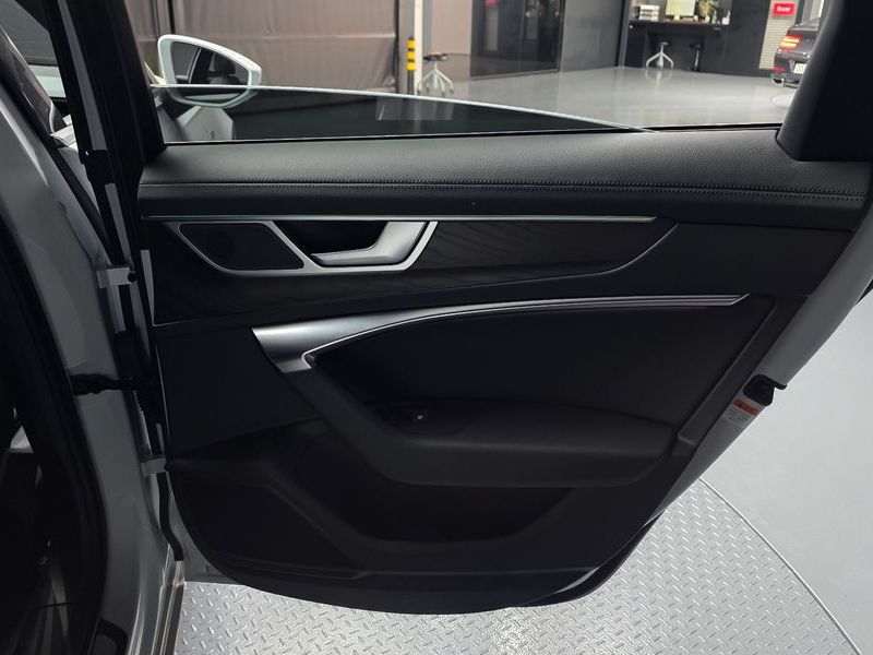 2023 Audi A6 45 TFSI Premium photo 25