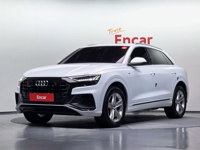 2021 Audi Q8 45 TDI Quattro Premium photo 1