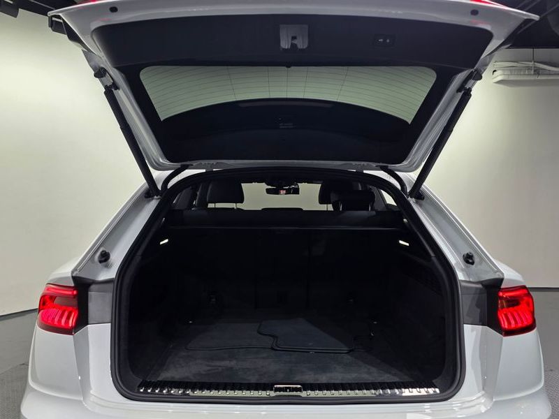 2021 Audi Q8 45 TDI Quattro Premium photo 20