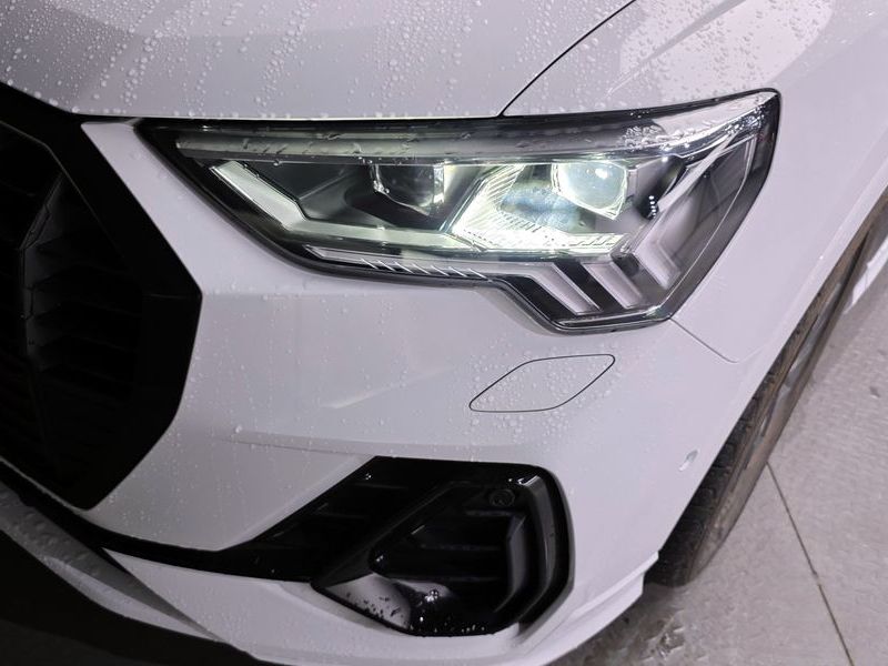 2025 Audi Q3 40 TFSI Quattro Premium photo 22