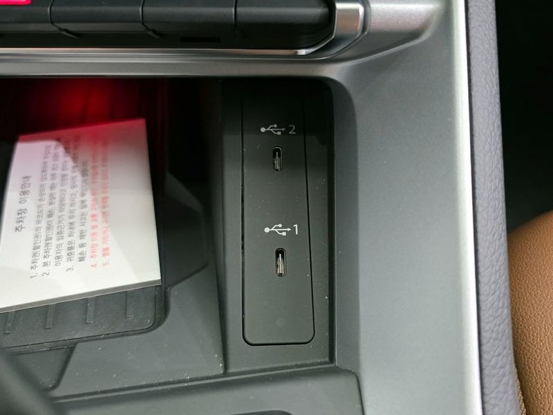 2025 Audi Q3 40 TFSI Quattro Premium photo 27
