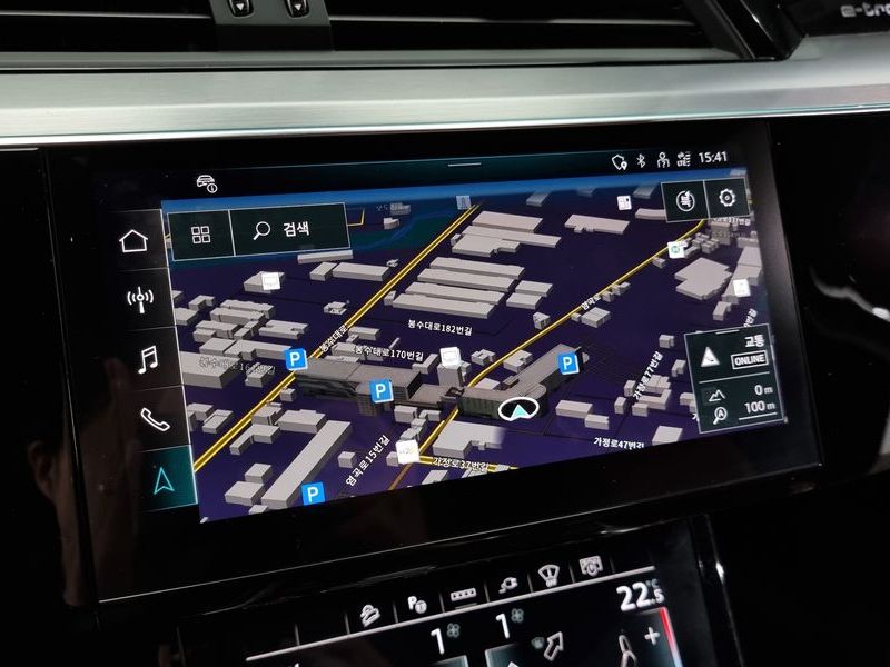 2024 Audi Q8 55 Quattro photo 14