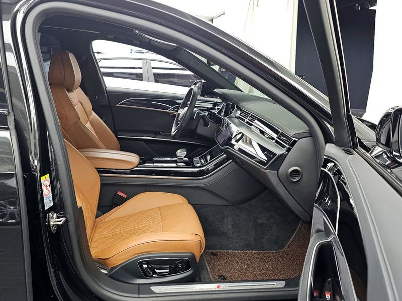 2023 Audi A8 50 TDI Quatrro Black Edition photo 11
