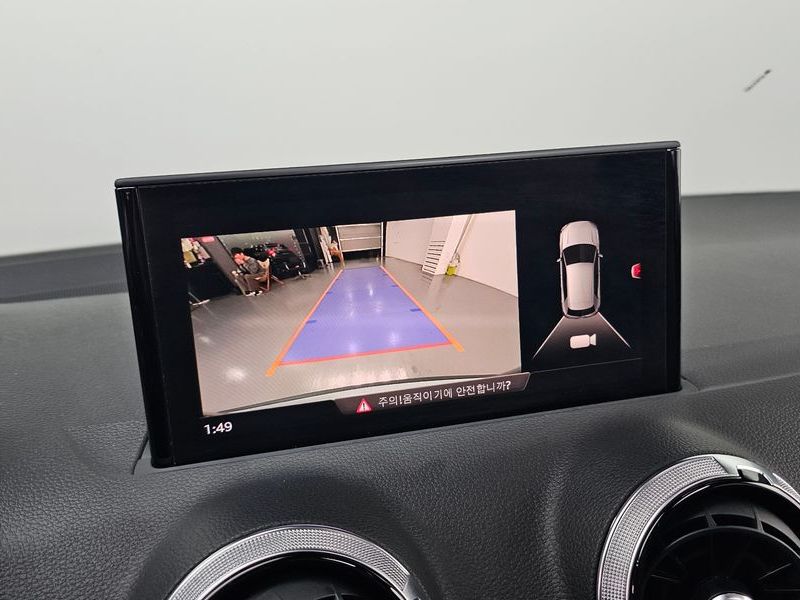 2023 Audi Q2 35 TDI photo 14