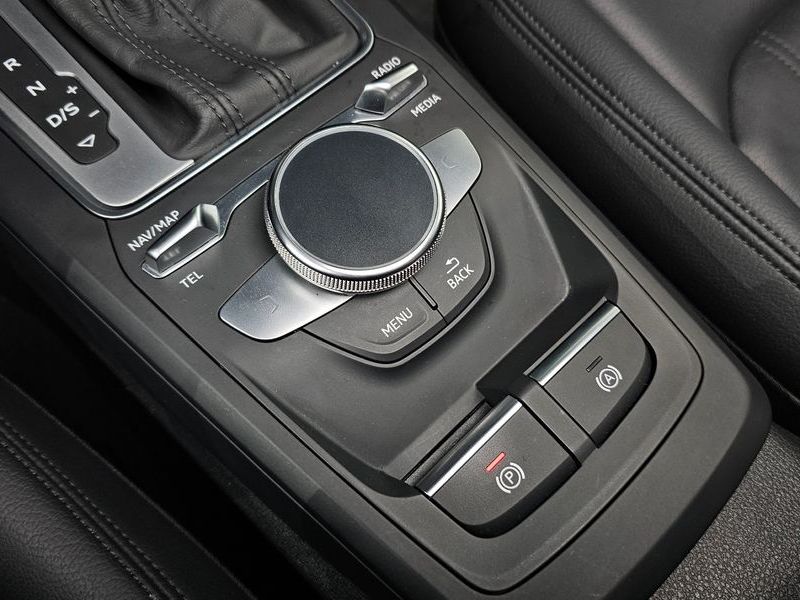 2023 Audi Q2 35 TDI photo 15