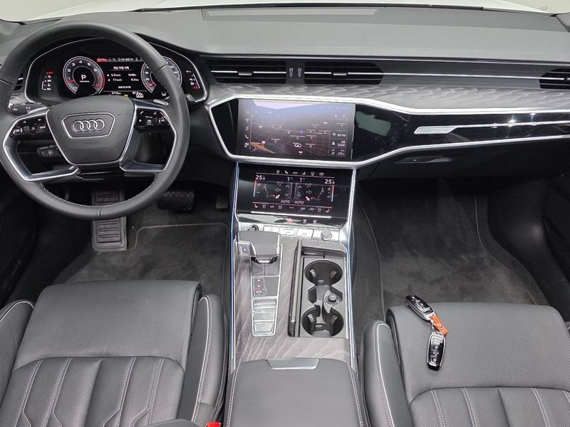 2025 Audi A7 55 TFSI Quattro Premium photo 7