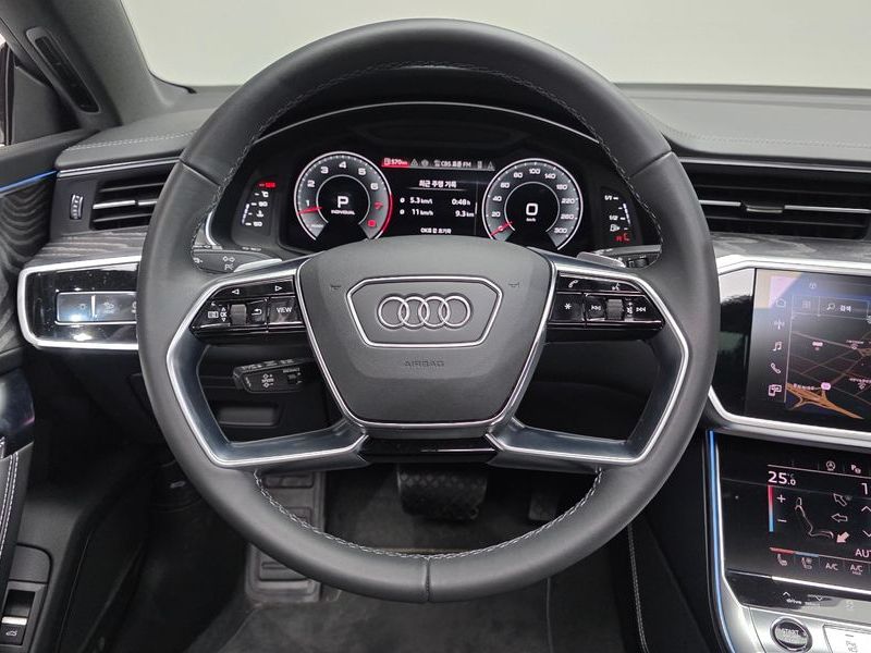 2025 Audi A7 55 TFSI Quattro Premium photo 14