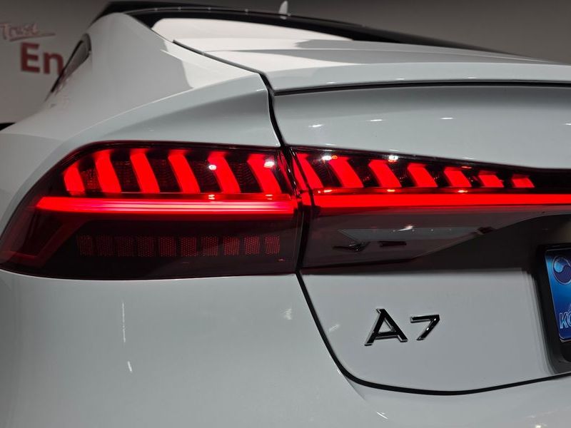 2025 Audi A7 55 TFSI Quattro Premium photo 23