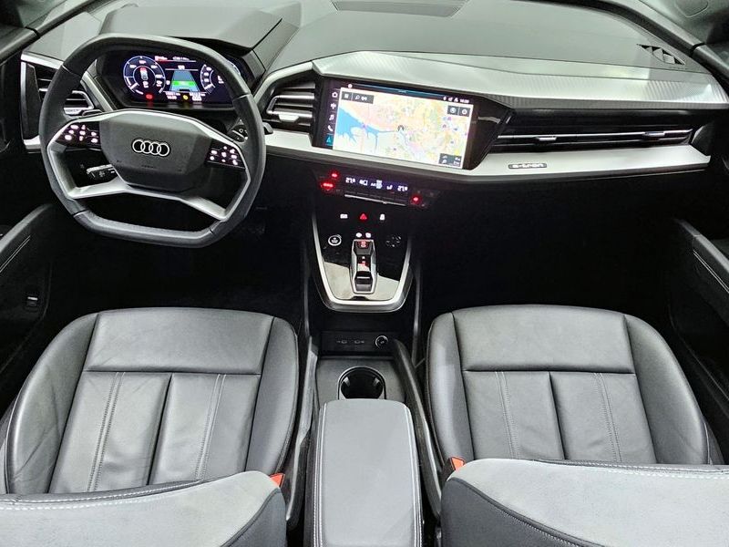 2023 Audi e-tron 40 photo 7