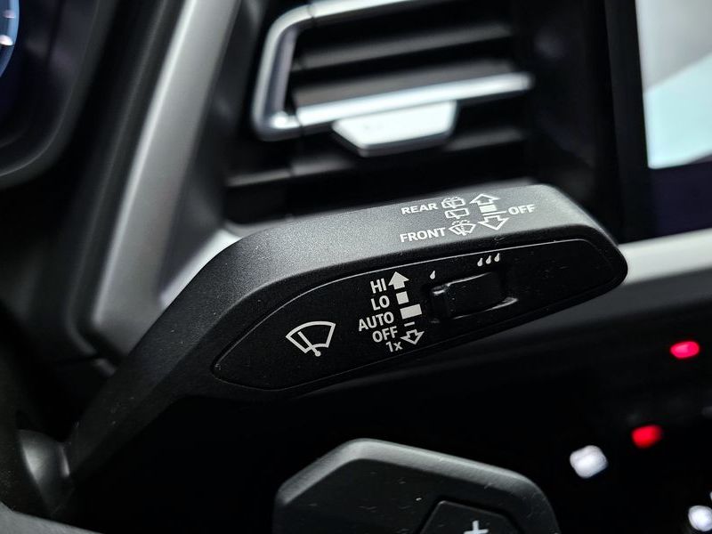 2023 Audi e-tron 40 photo 15