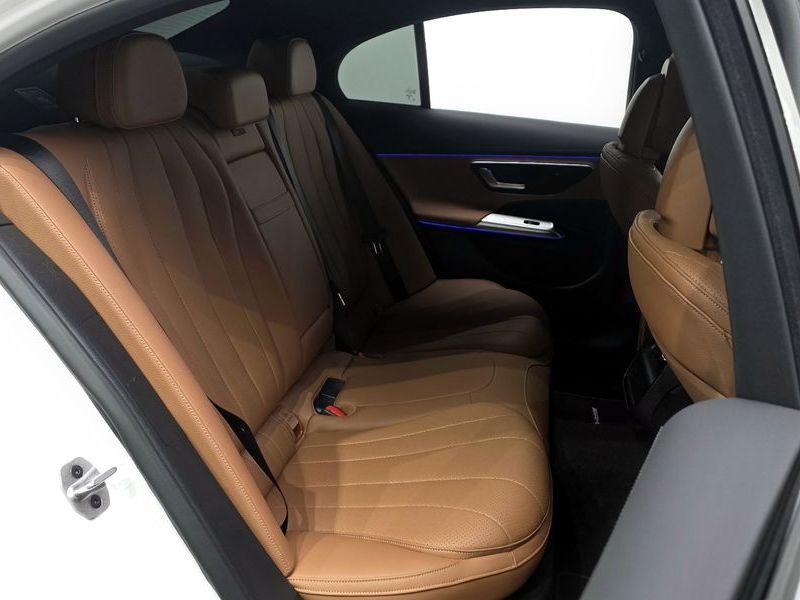 2026 Mercedes-Benz E-Class E200 AMG Line photo 12