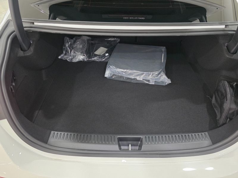 2026 Mercedes-Benz E-Class AMG E53e 4MATIC+ photo 18