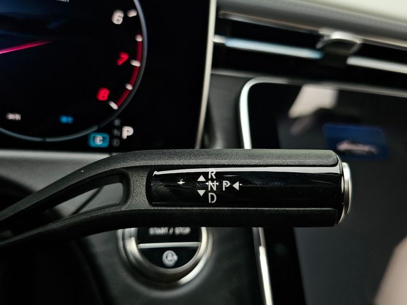 2026 Mercedes-Benz E-Class E200 AMG Line photo 9