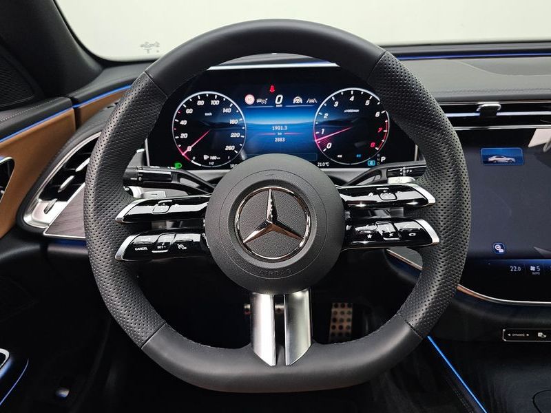 2026 Mercedes-Benz E-Class E200 AMG Line photo 15