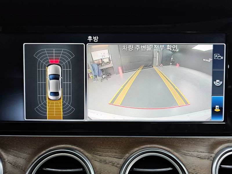 2019 Mercedes-Benz E-Class E220d Exclusive photo 14