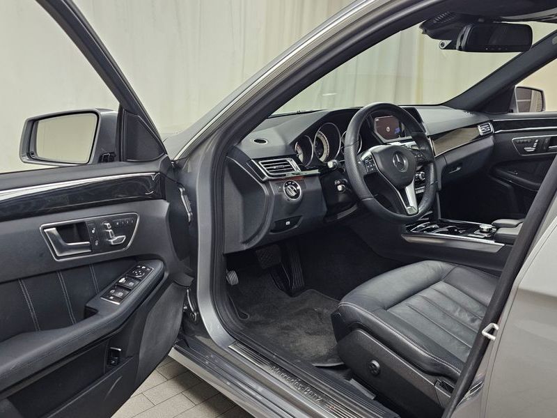 2014 Mercedes-Benz E-Class E300 Avangard photo 10