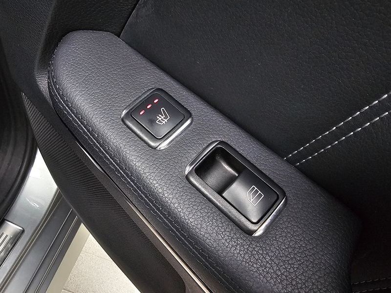 2014 Mercedes-Benz E-Class E300 Avangard photo 18