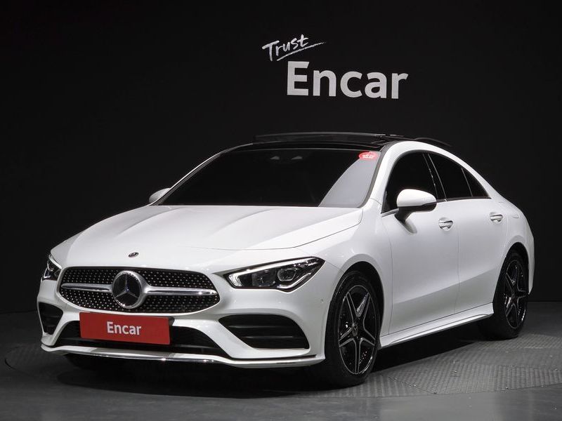 2023 Mercedes-Benz A-Class CLA250 4MATIC photo 1