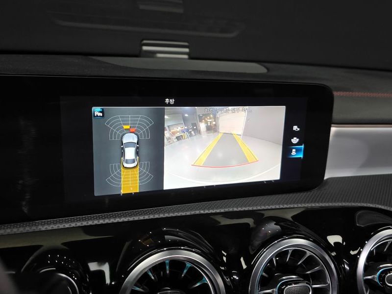2023 Mercedes-Benz A-Class CLA250 4MATIC photo 16