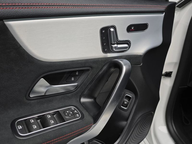 2023 Mercedes-Benz A-Class CLA250 4MATIC photo 17
