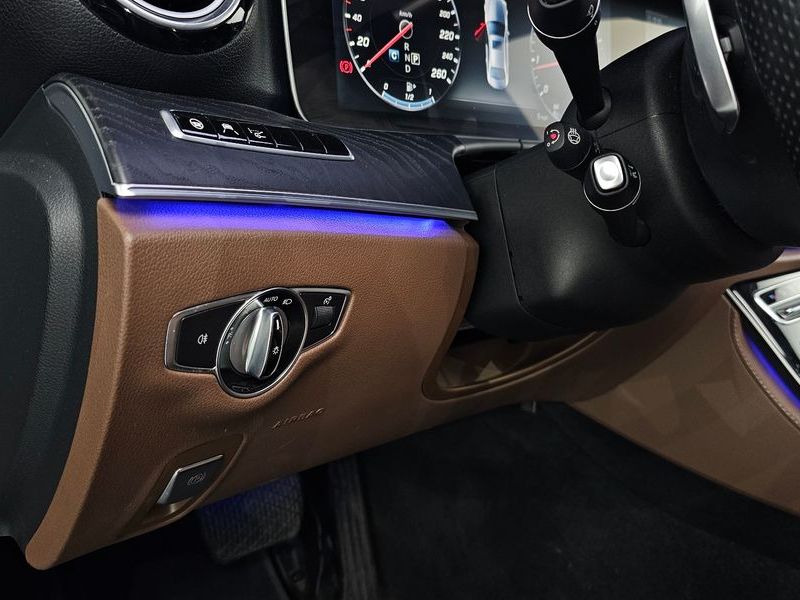 2017 Mercedes-Benz E-Class E300 AV Intelligent Drive photo 19