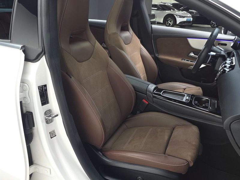 2025 Mercedes-Benz A-Class CLA250 4MATIC photo 10