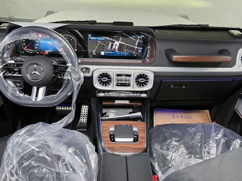 2026 Mercedes-Benz CLA G450d photo 7