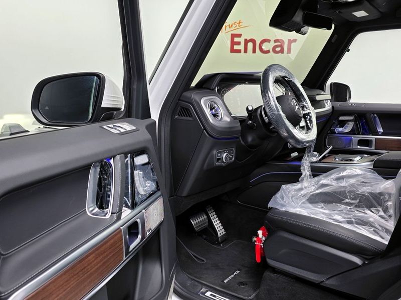 2026 Mercedes-Benz CLA G450d photo 10