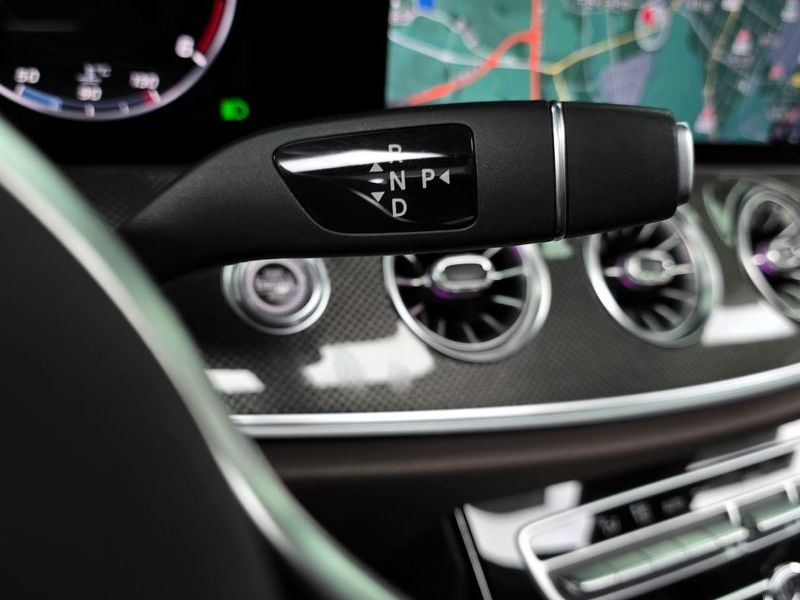 2019 Mercedes-Benz S-Class CLS300d AMG Line photo 9