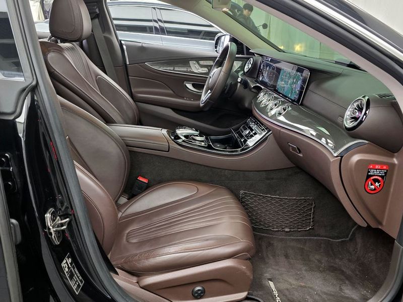 2019 Mercedes-Benz S-Class CLS300d AMG Line photo 11