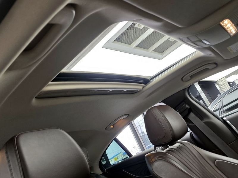 2019 Mercedes-Benz S-Class CLS300d AMG Line photo 17