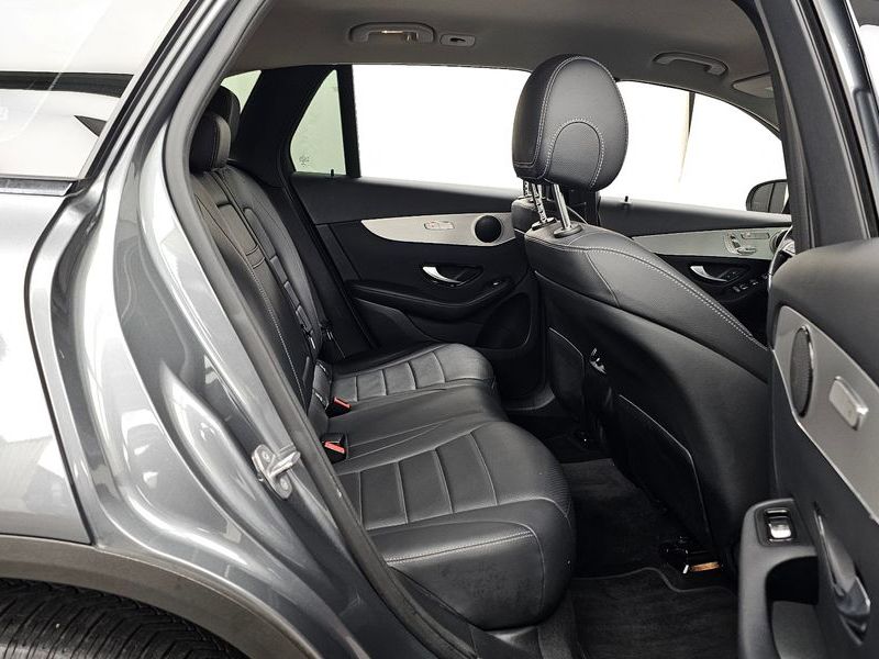 2019 Mercedes-Benz C-Class GLC350e 4MATIC photo 12