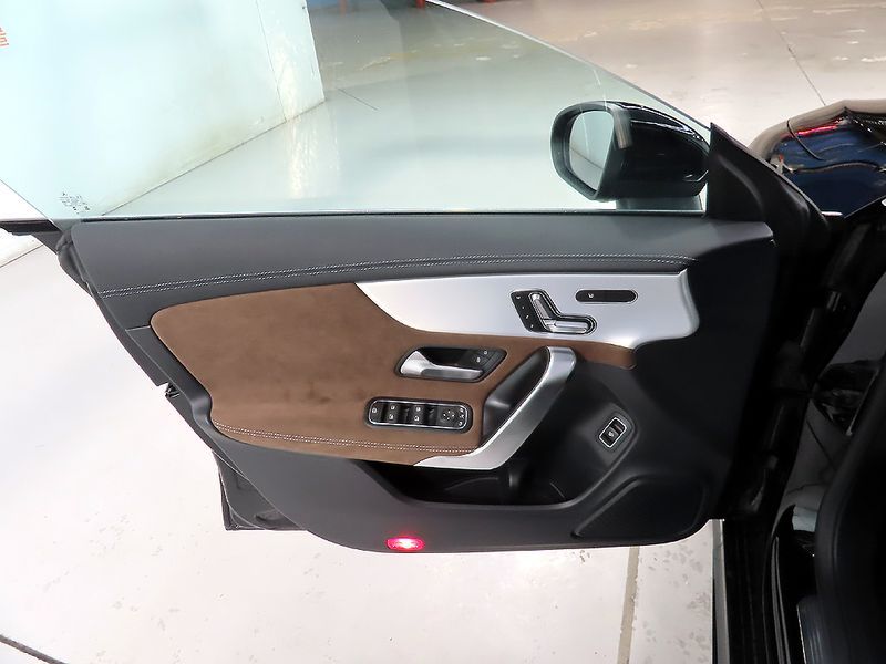 2025 Mercedes-Benz A-Class CLA250 4MATIC photo 15
