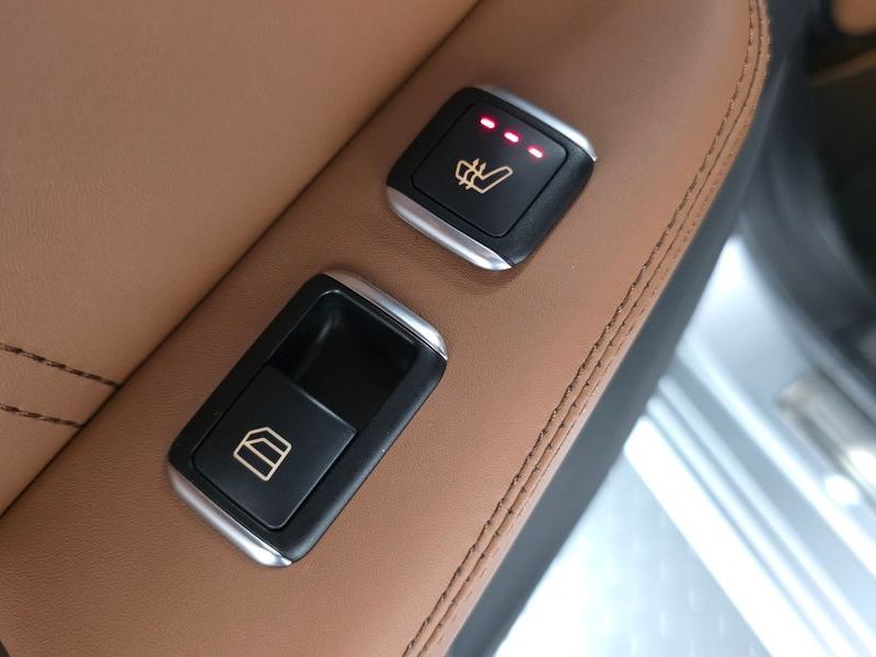 2014 Mercedes-Benz E-Class E300 Elegance photo 19