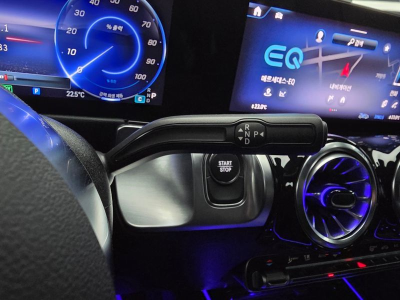 2026 Mercedes-Benz EQB X243 EQB300 4MATIC photo 9