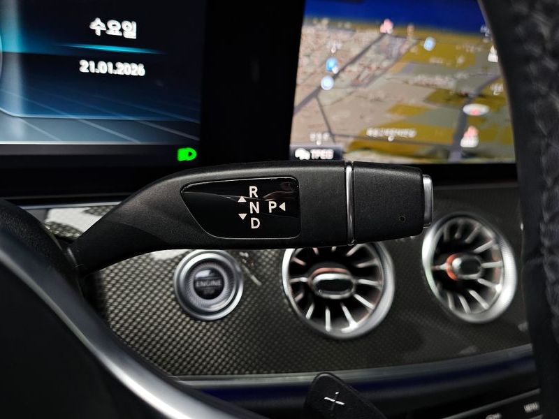 2019 Mercedes-Benz S-Class CLS300d AMG Line photo 9