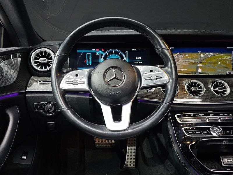 2019 Mercedes-Benz S-Class CLS300d AMG Line photo 13