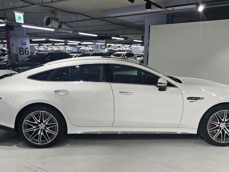 2025 Mercedes-Benz AMG GT 4Door 43 4MATIC+ photo 9