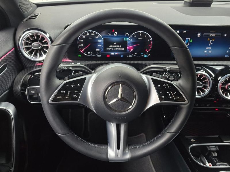 2025 Mercedes-Benz A-Class A220 Hatchback photo 13