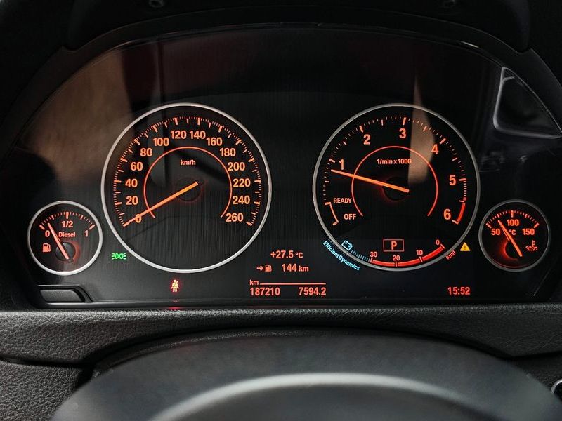 2015 BMW 3 Series 320d M Performence Edition photo 8