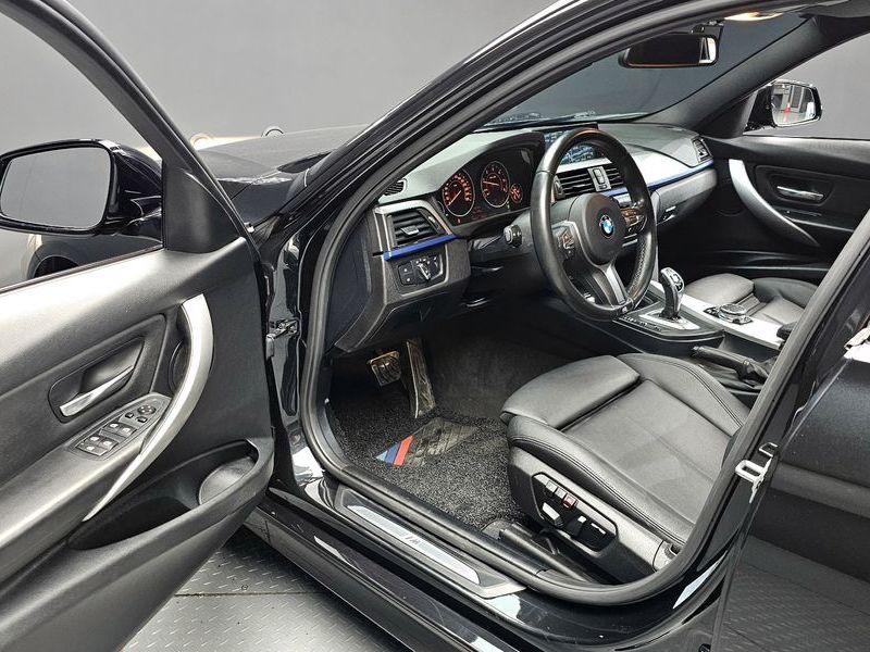 2015 BMW 3 Series 320d M Performence Edition photo 11