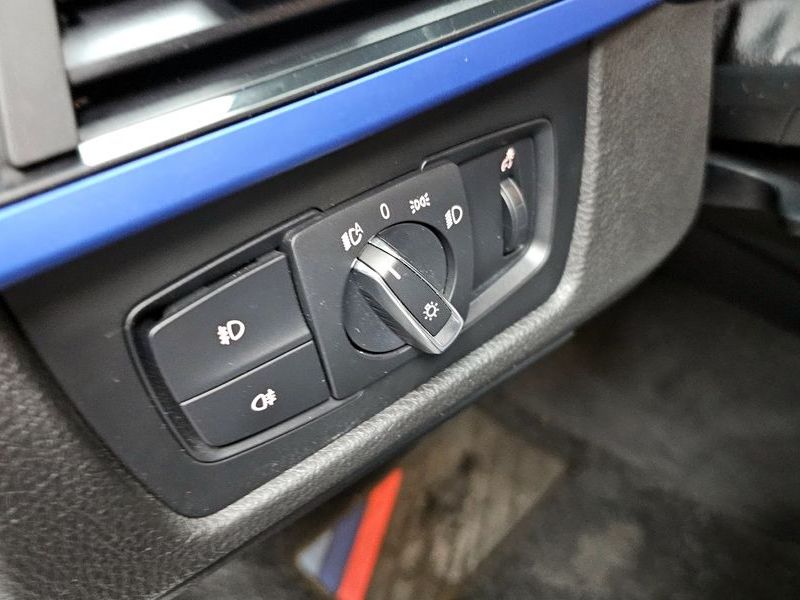 2015 BMW 3 Series 320d M Performence Edition photo 16