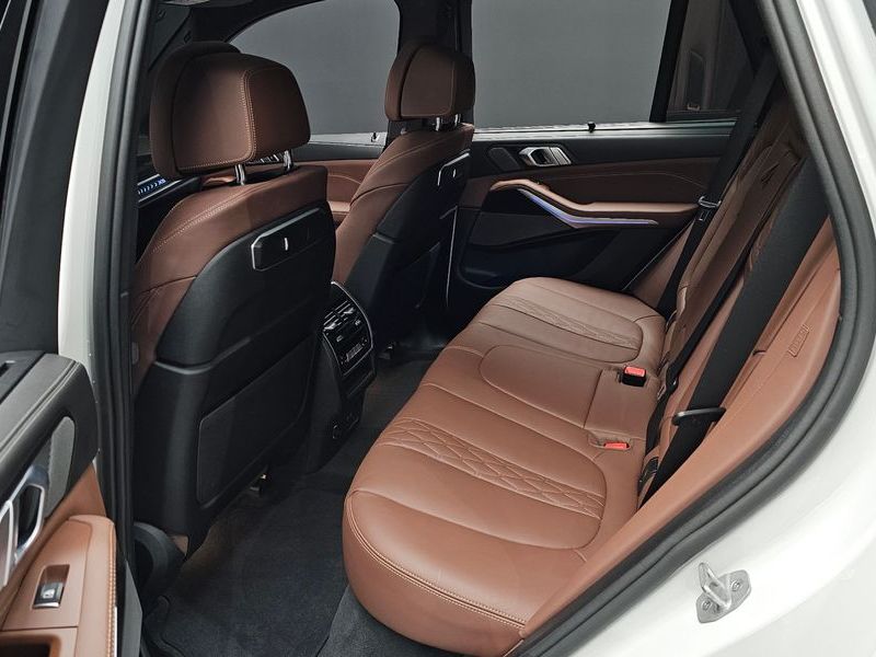 2024 BMW X5 xDrive 40i M Sport photo 12