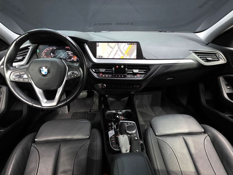 2022 BMW 1 Series 120i Advantage photo 7