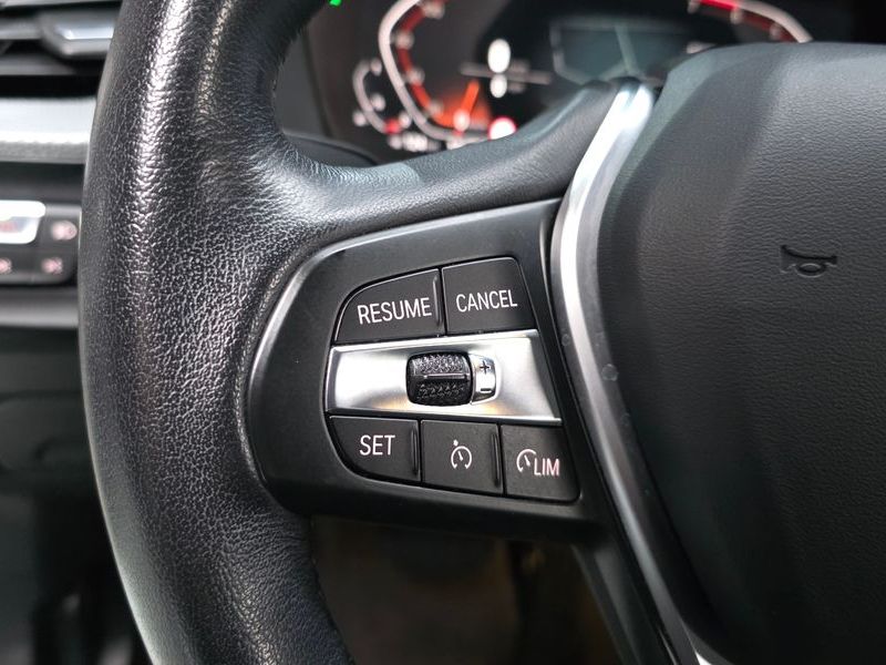 2022 BMW 1 Series 120i Advantage photo 19