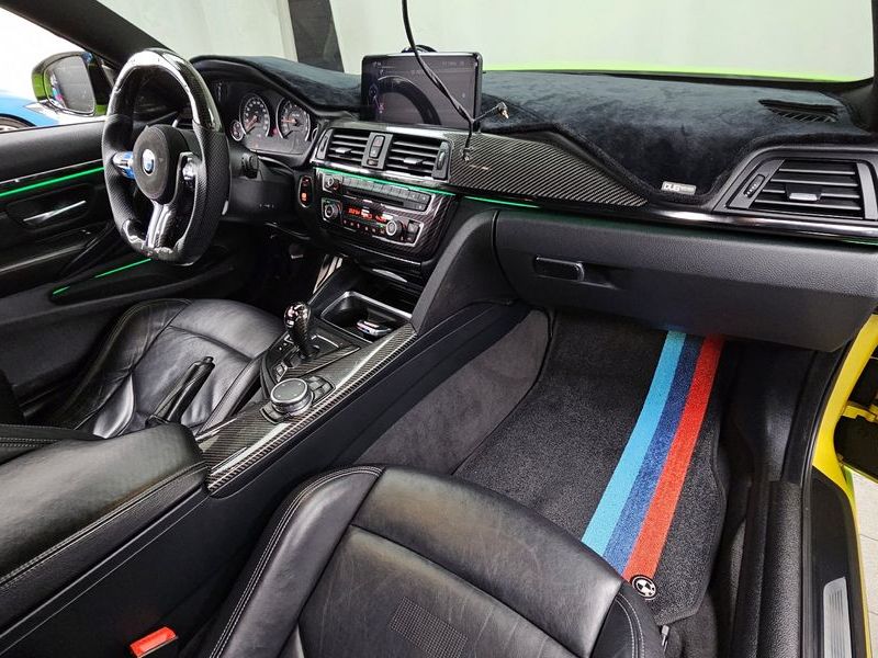 2015 BMW M4 Coupe photo 7