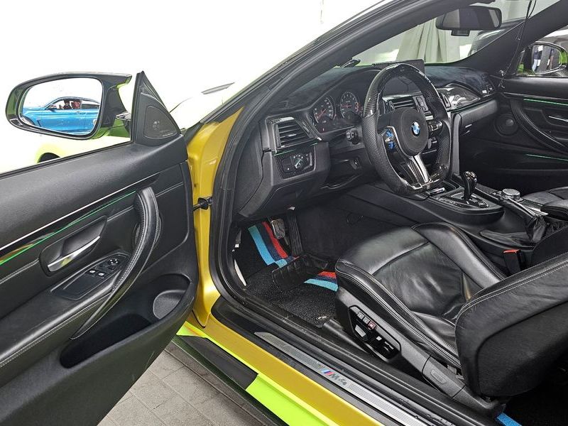 2015 BMW M4 Coupe photo 10