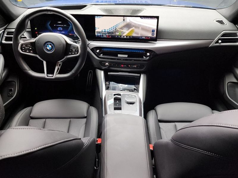 2025 BMW i4 eDrive40 M Sports photo 7